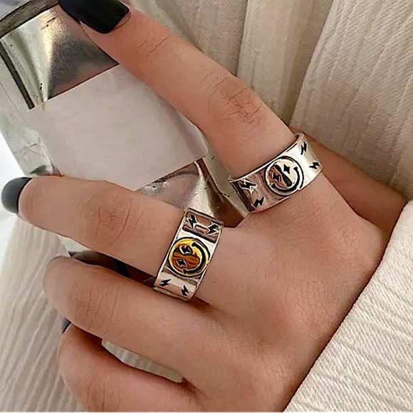 Sterling Silver Happy Face Smiley Adjustable Resizable Minimalist Ring - Picture 10 of 13